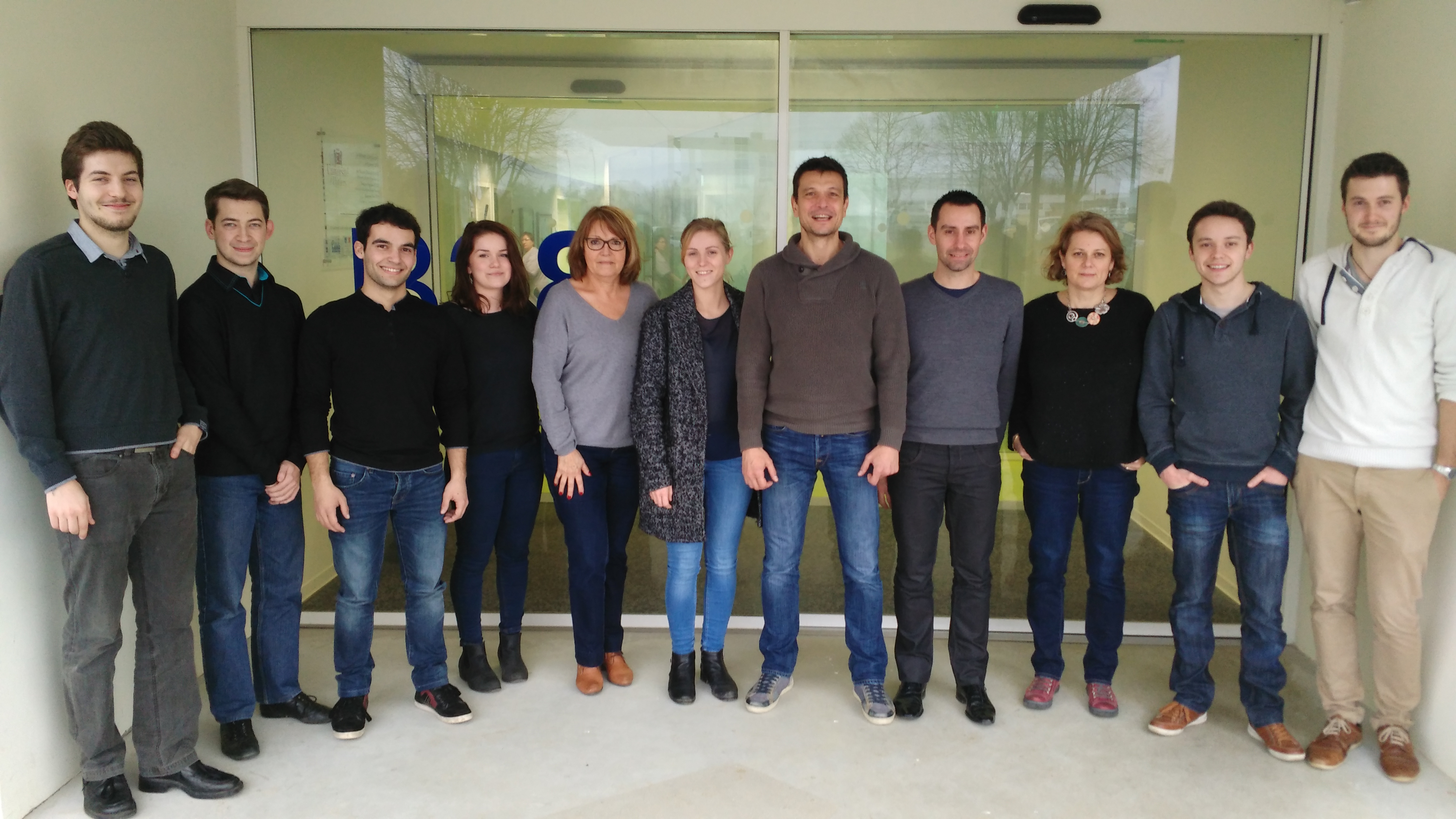 http://therapeutic-impact.org/wp-content/uploads/2015/12/equipe-bien.jpg